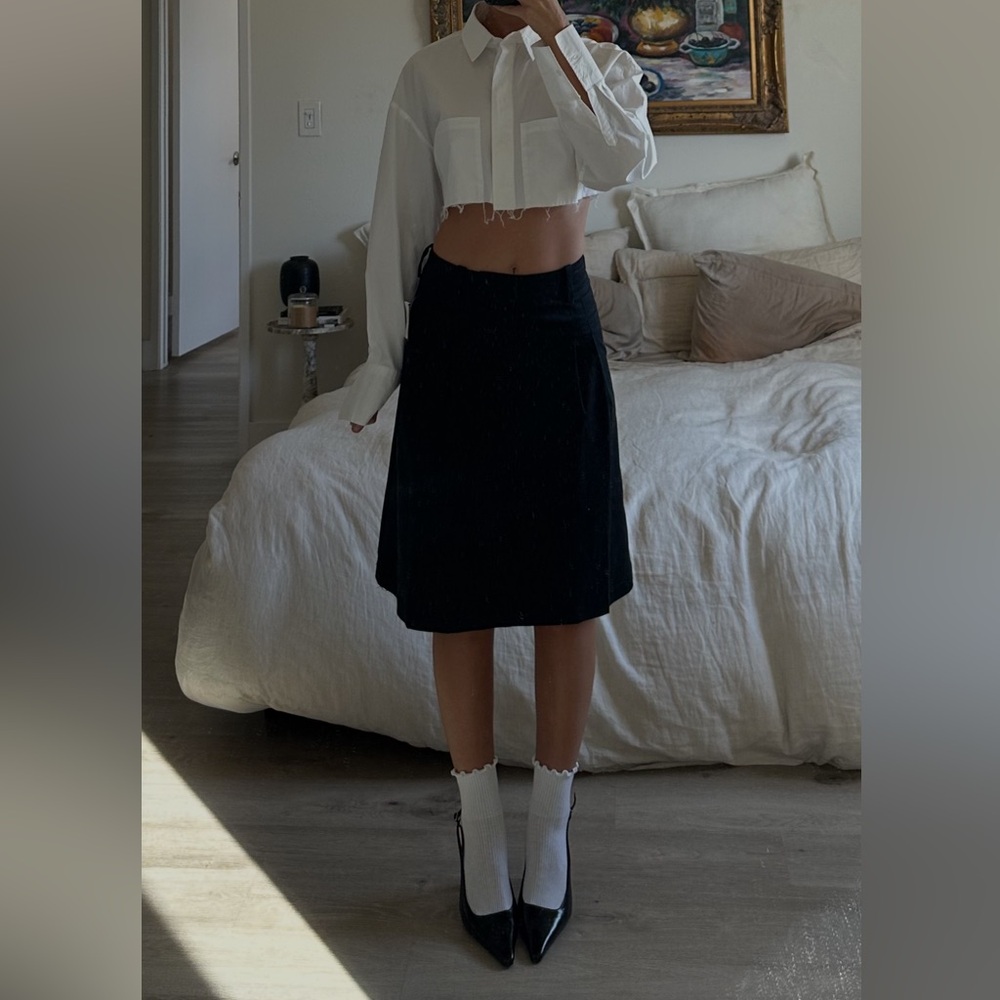 90s style Black knee length skirt - Picture 3 of 7